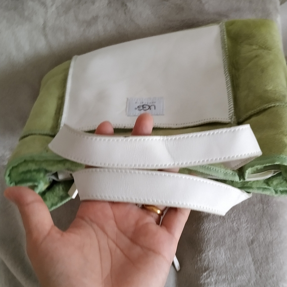 UGG Australia handbag - Picture 7 of 13